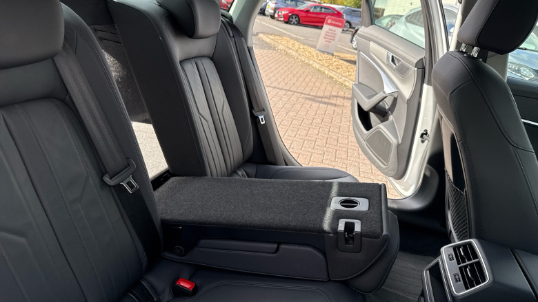 Audi A6 40 TFSI Sport 4dr S Tronic Petrol Saloon